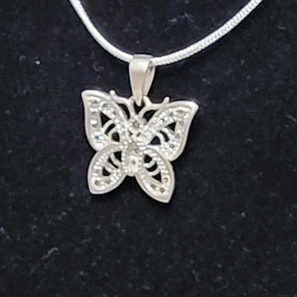 Silver Butterfly Necklace B - Picture 9 of 11